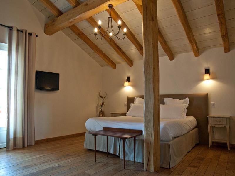 Hotel Restaurant & Spa La Maison Oppoca Ainhoa Bagian luar foto