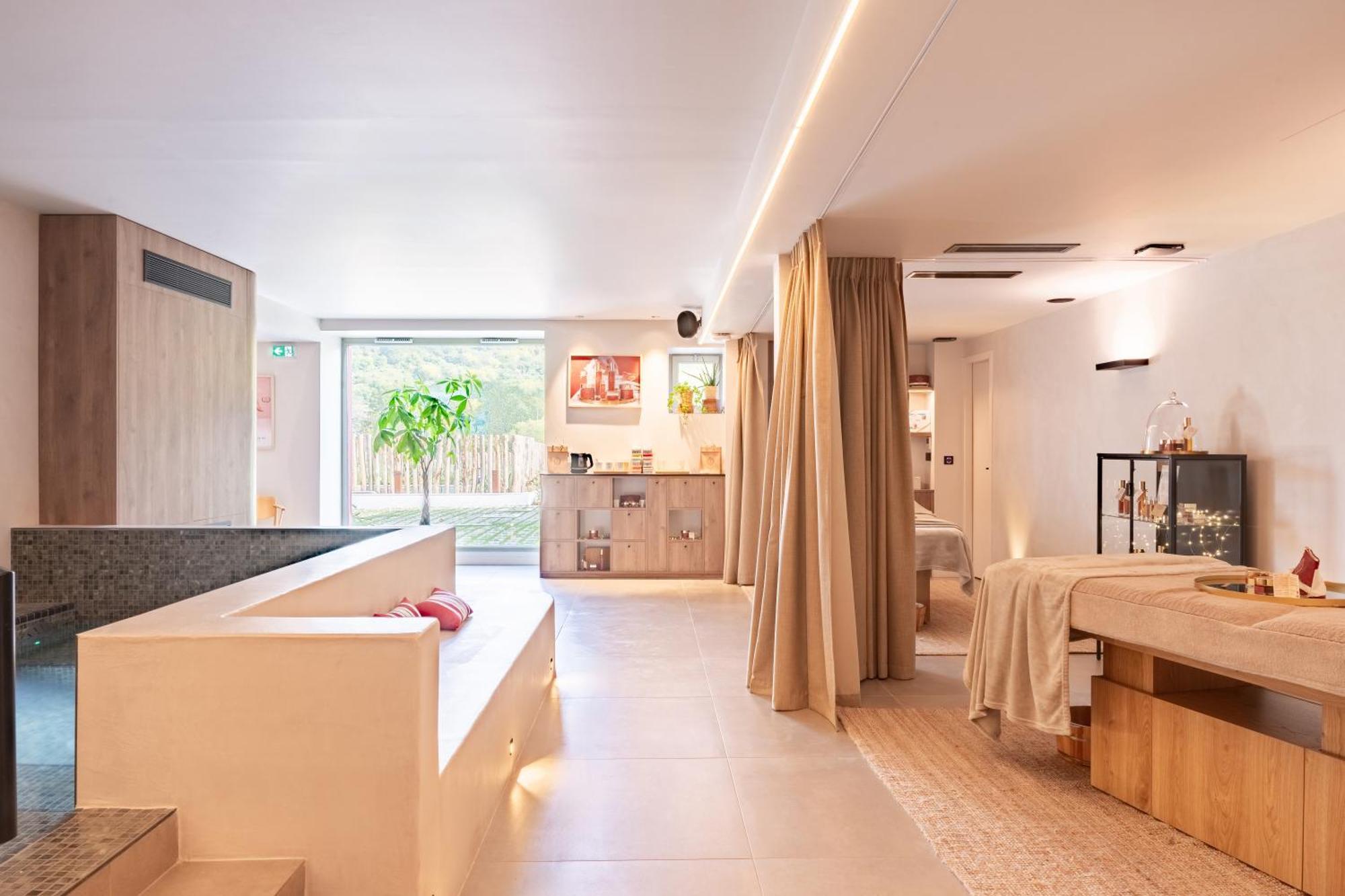 Hotel Restaurant & Spa La Maison Oppoca Ainhoa Bagian luar foto